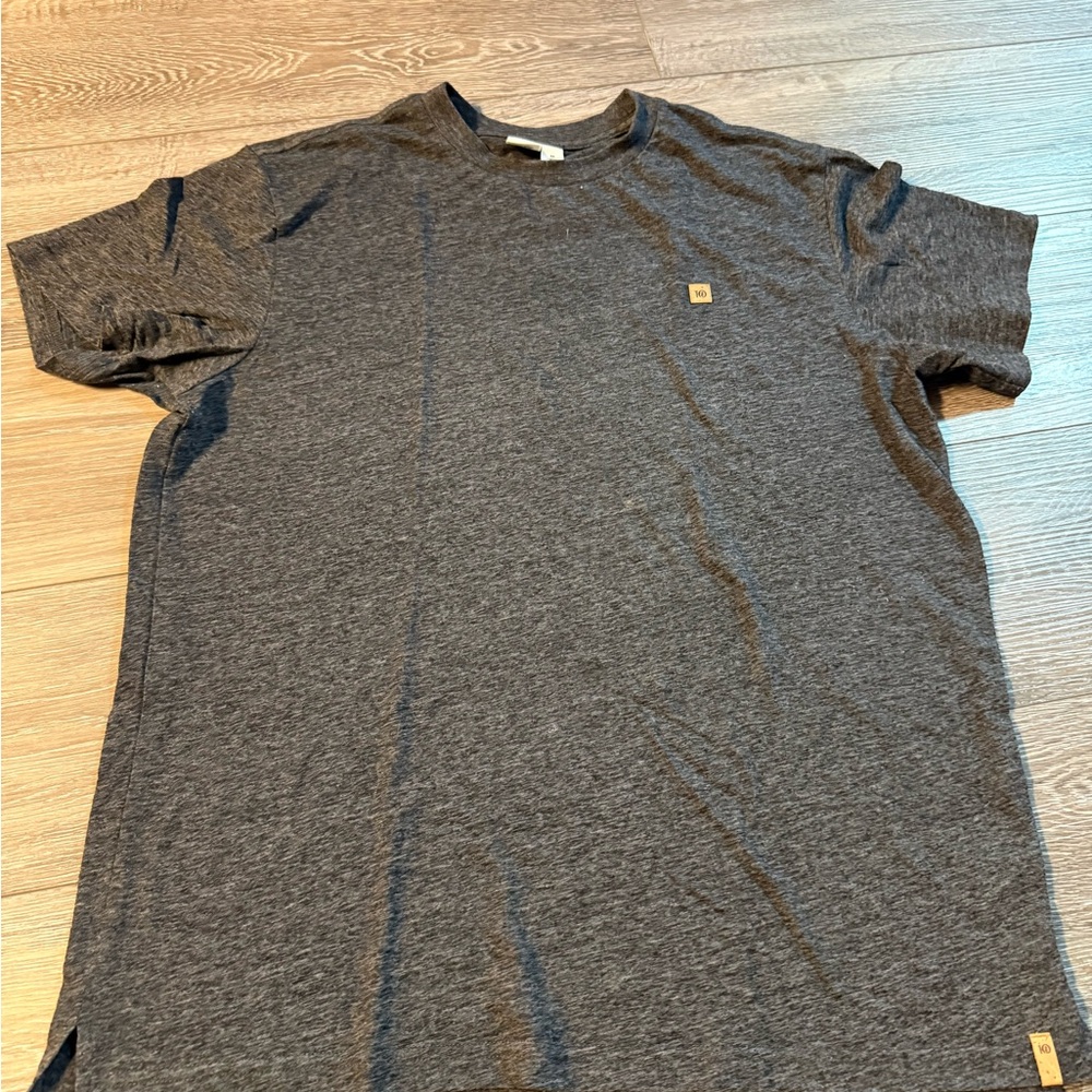 Men's Gray T-Shirt
